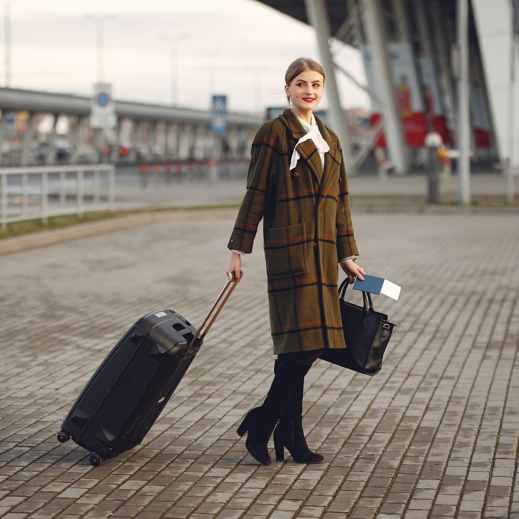 How to Find Discounts on Airline Tickets min